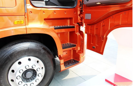 تریلر تریلر تراکتور دیزلی 6*4 تریلر سنگین DONGFENG