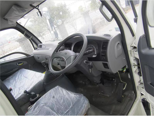 کامیون باری آفرود دیزل 85 کیلومتر در ساعت 4x4 کامیون باری حصار دو ردیفه